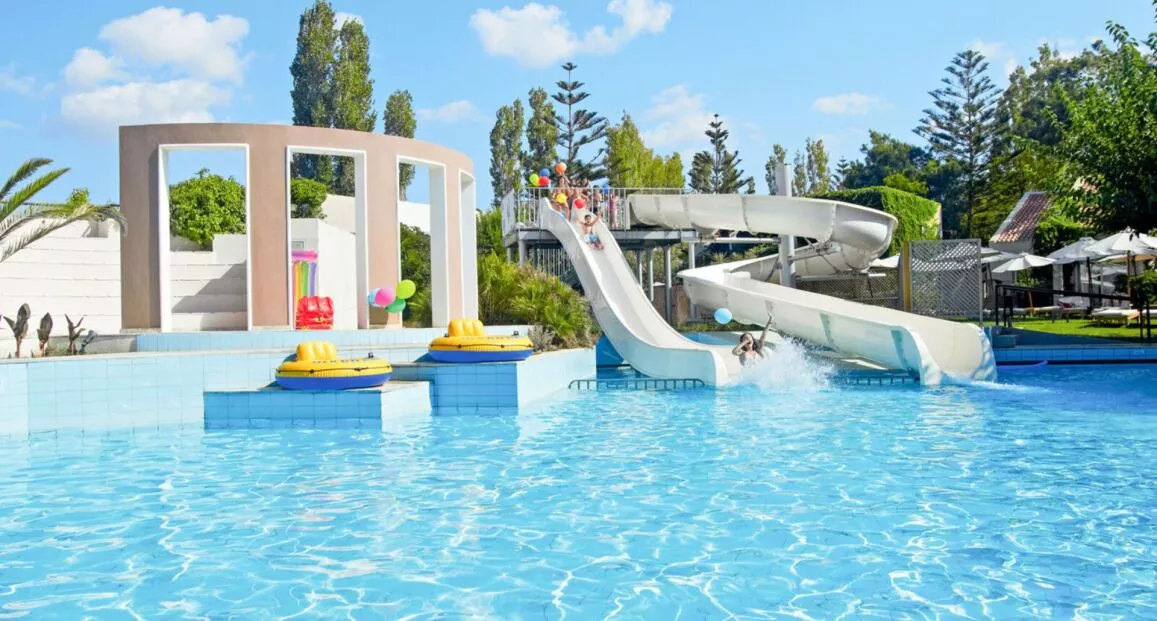 Basen w hotelu Grecotel Creta Palace