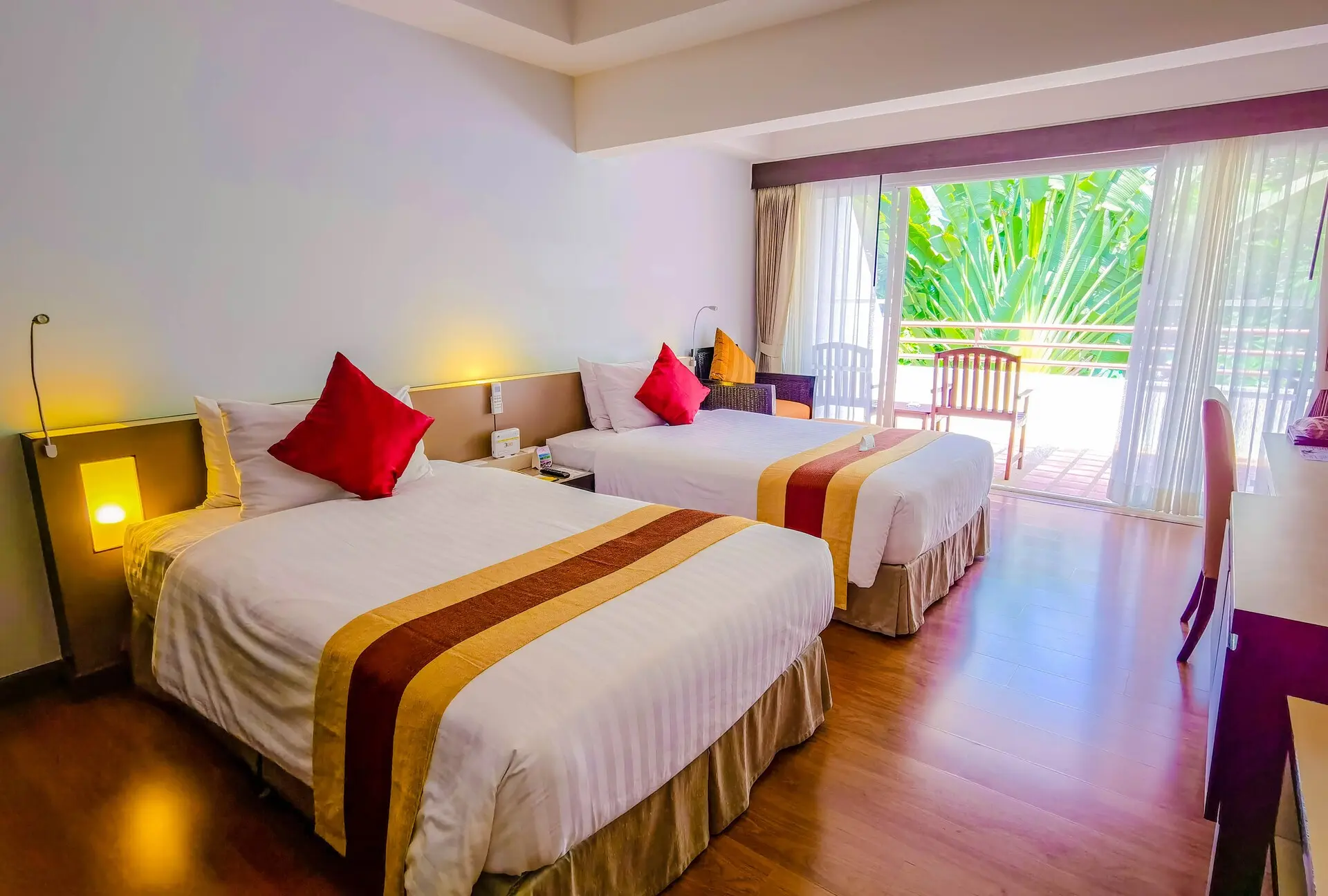 Holiday Inn Resort Phuket — PATONG RESORT