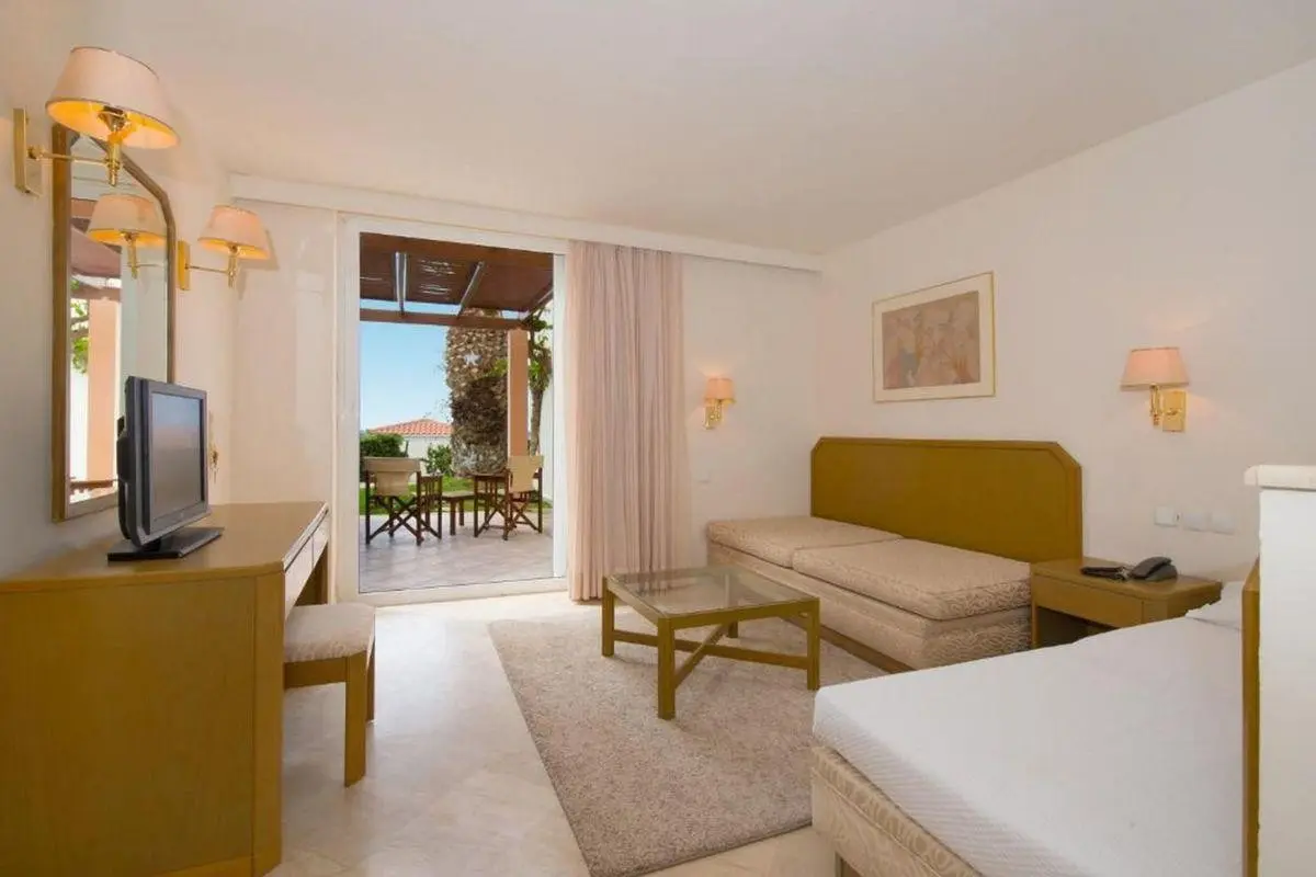 Iberostar Waves Creta Panorama & Mare — IBEROSTAR WAVES CRETA PANORAMA AND MARE