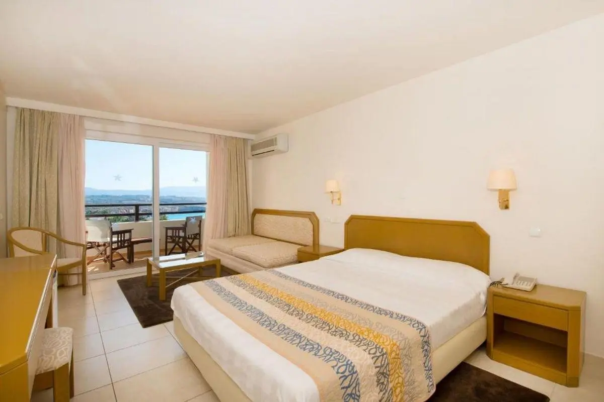Iberostar Waves Creta Panorama & Mare — IBEROSTAR WAVES CRETA PANORAMA AND MARE