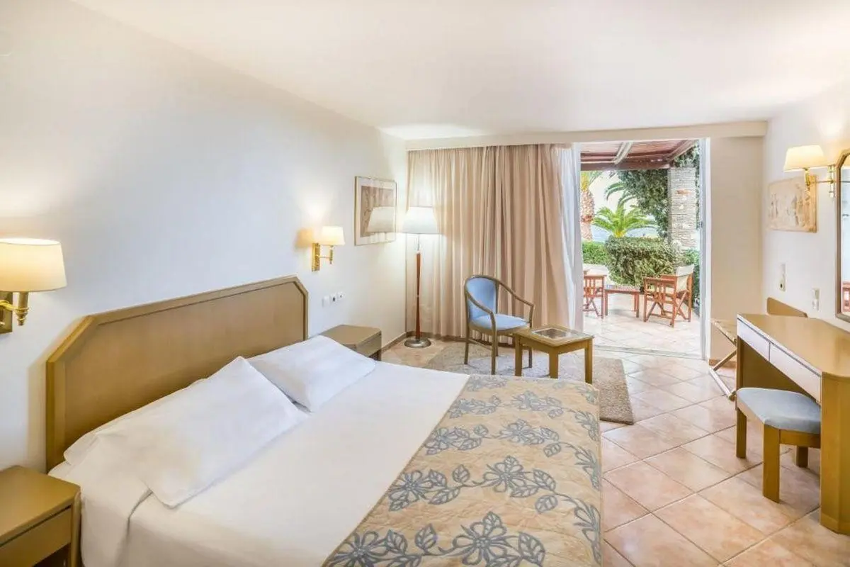 Iberostar Waves Creta Panorama & Mare — IBEROSTAR WAVES CRETA PANORAMA AND MARE