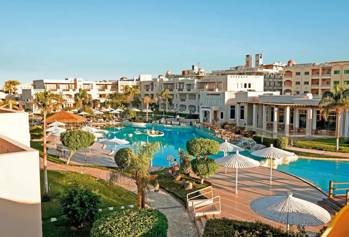 Basen w hotelu Iberotel Casa Del Mar Resort