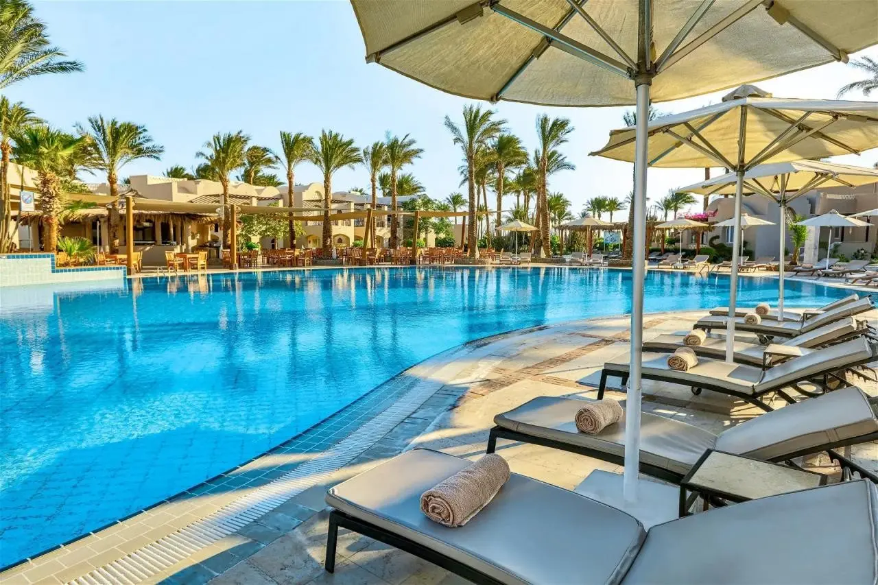 Basen w hotelu Iberotel Makadi Beach