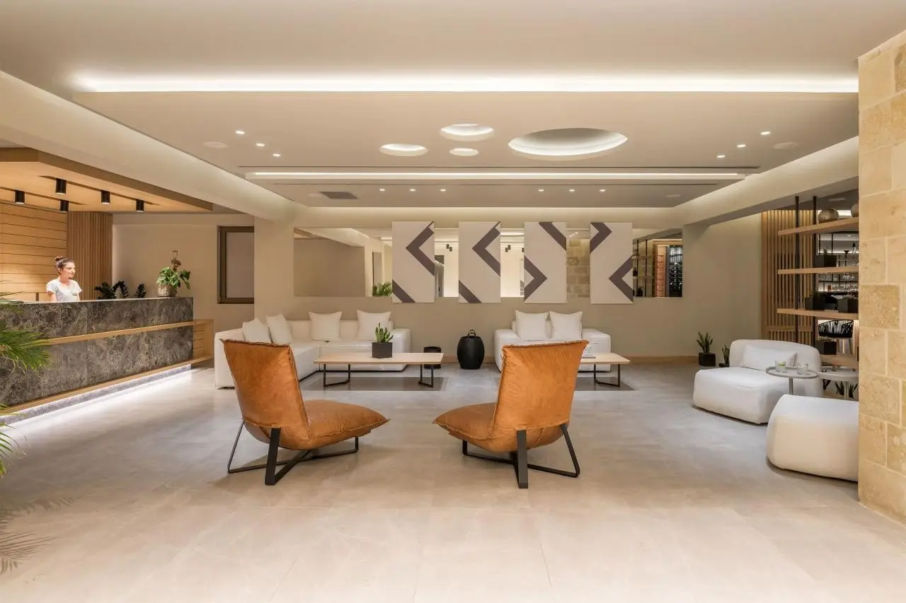 Lobby hotelu Ikones Seafront Luxury Suites