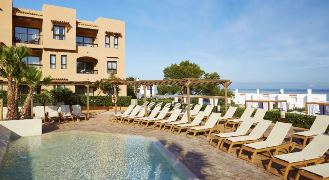 Basen w hotelu Insotel Club Tarida Playa