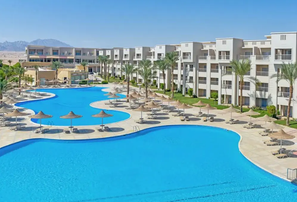 Basen w hotelu Jaz Soma Beach