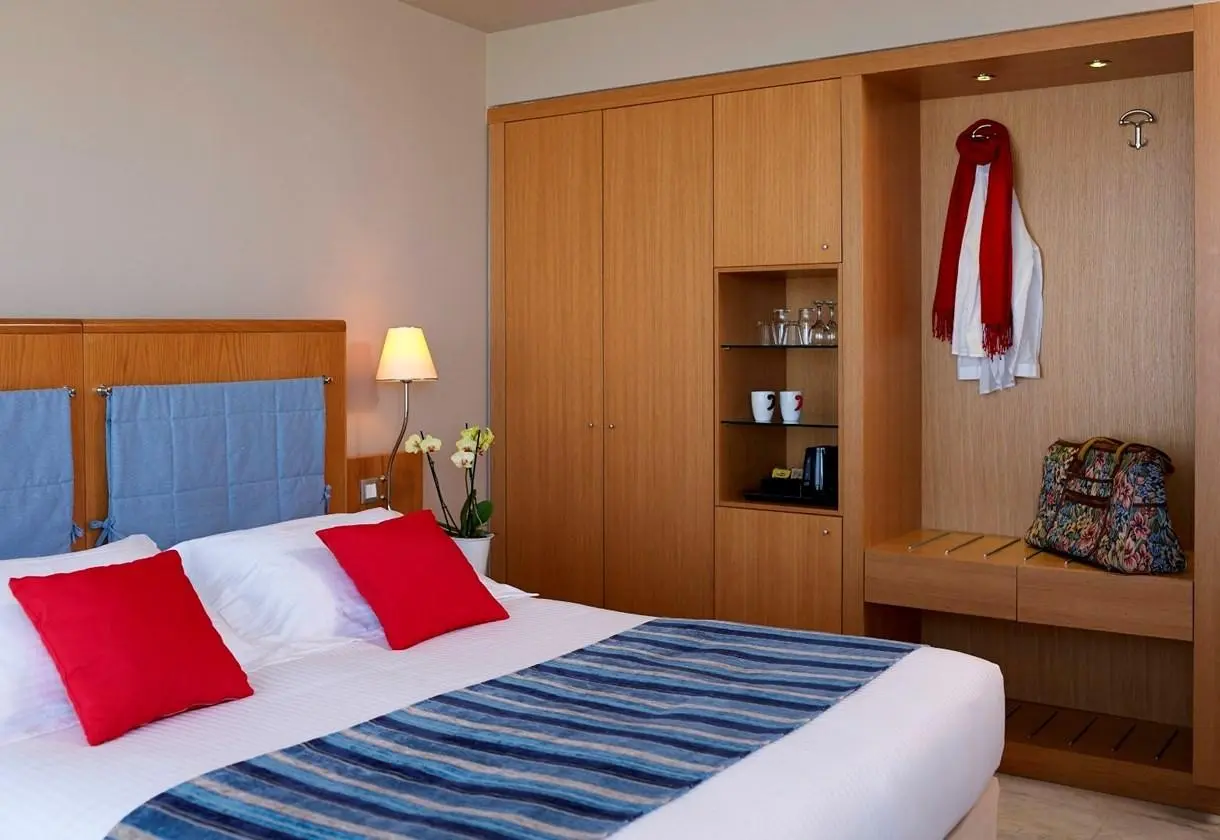 Kyma Suites Beach — KYMA SUITES