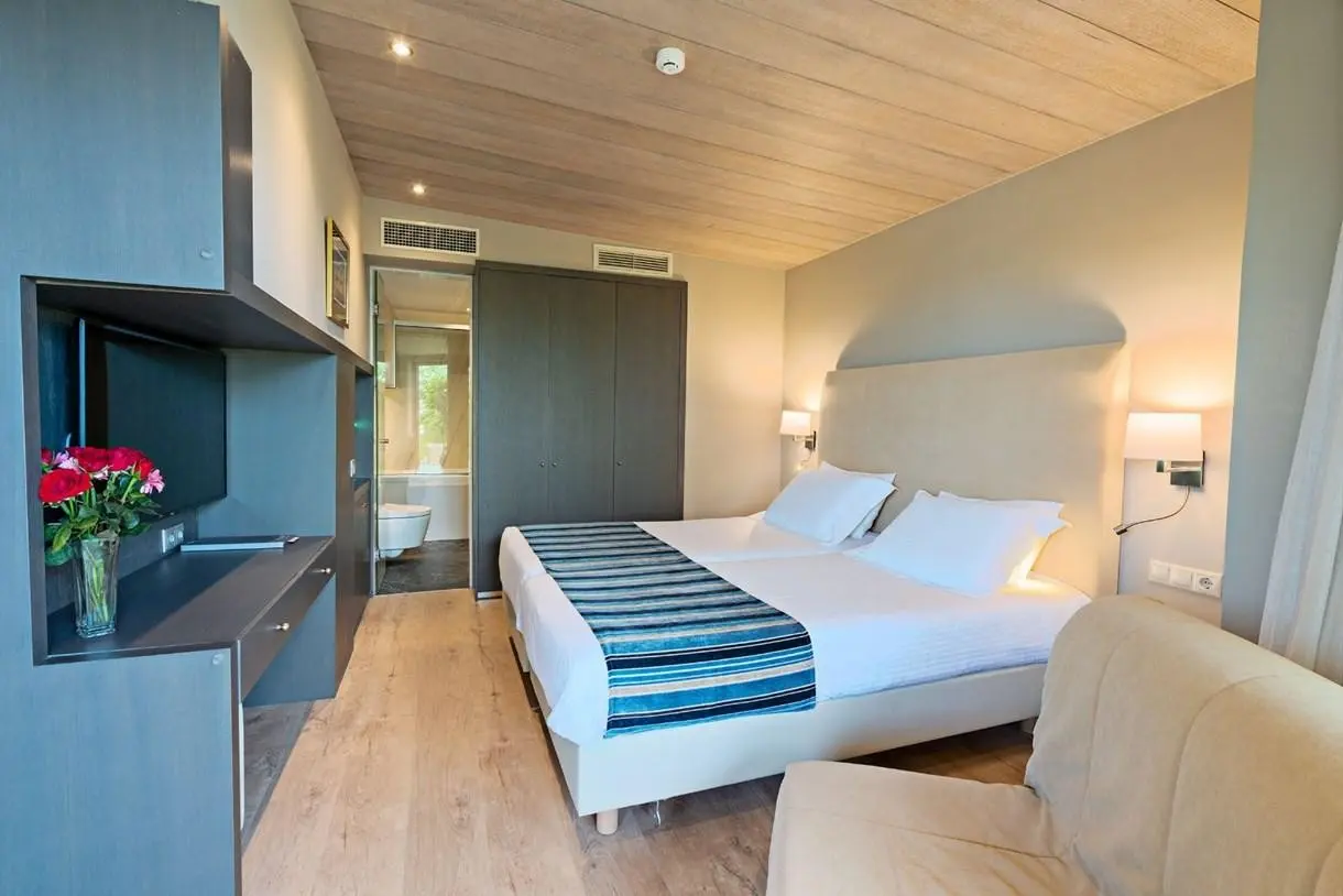 Kyma Suites Beach — KYMA SUITES