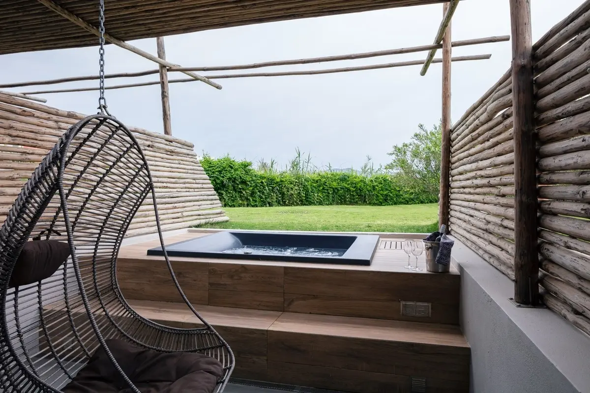 La Mer Resort & Spa — LA MER RESORT AND SPA