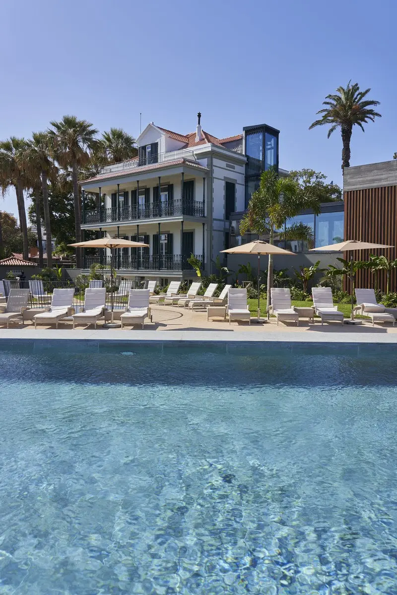 Basen w hotelu Les Suites at The Cliff Bay