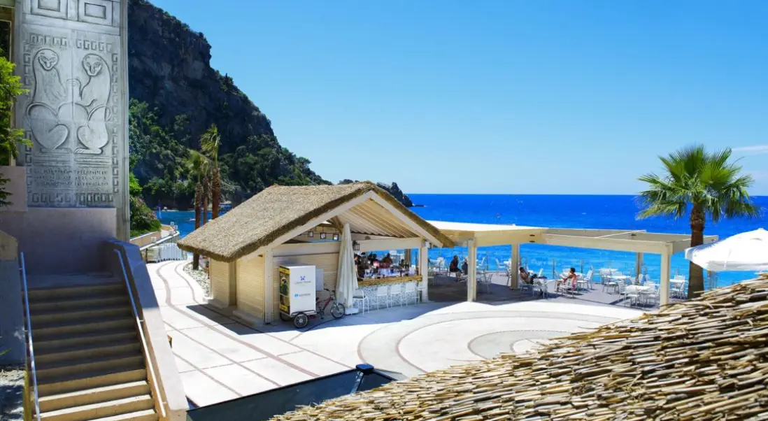 Plaża przy hotelu Liberty Hotels Lykia Family