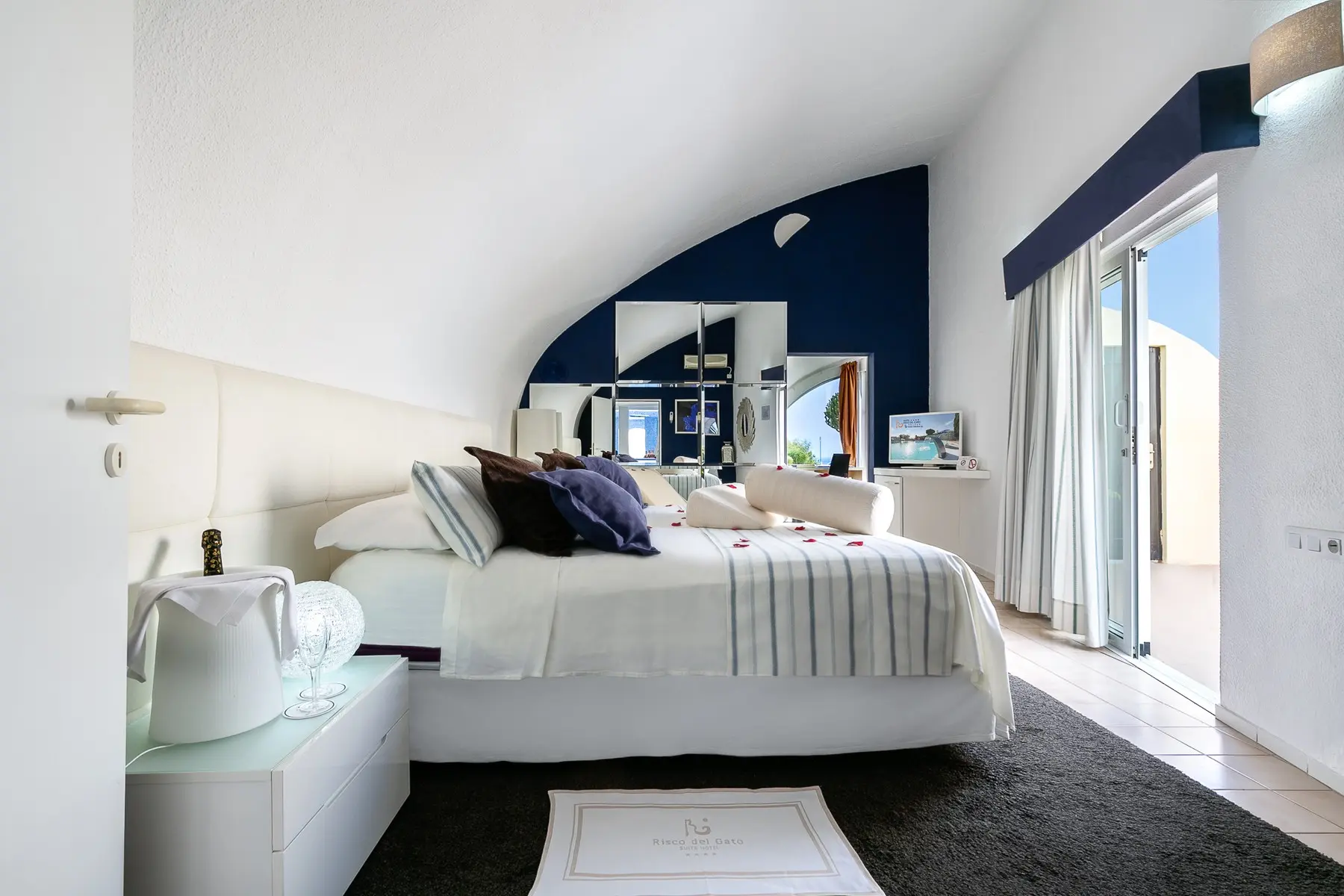 LIVVO Risco del Gato Suites — LIVVO RISCO DEL GATO SUITES HOTEL