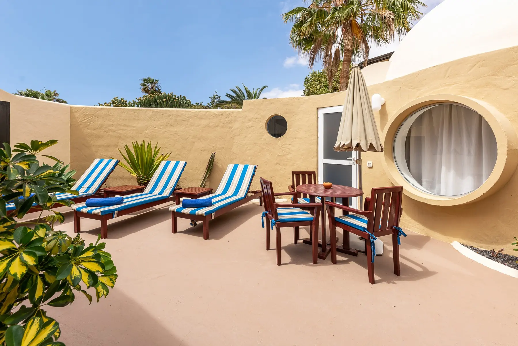 LIVVO Risco del Gato Suites — LIVVO RISCO DEL GATO SUITES HOTEL