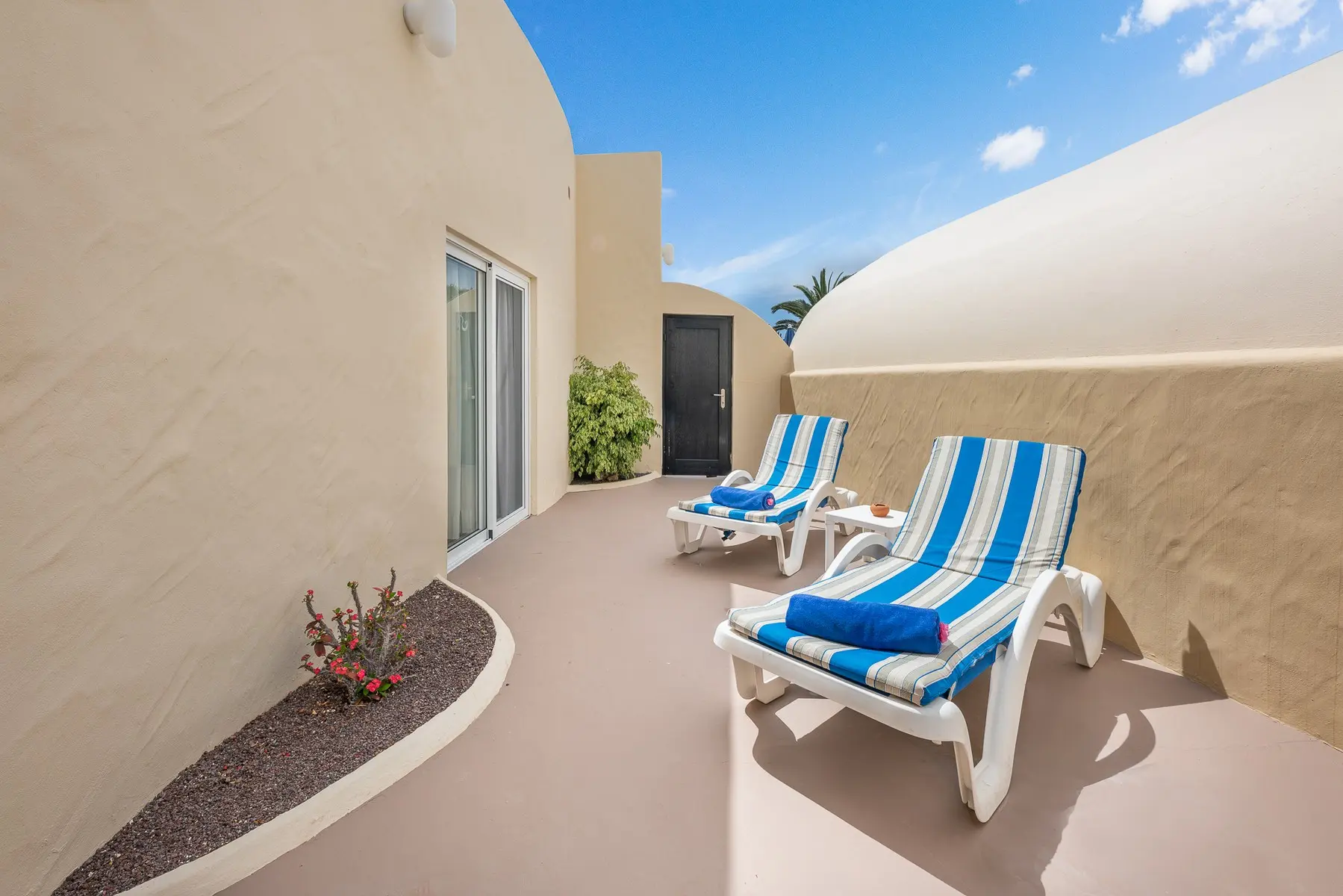 LIVVO Risco del Gato Suites — LIVVO RISCO DEL GATO SUITES HOTEL