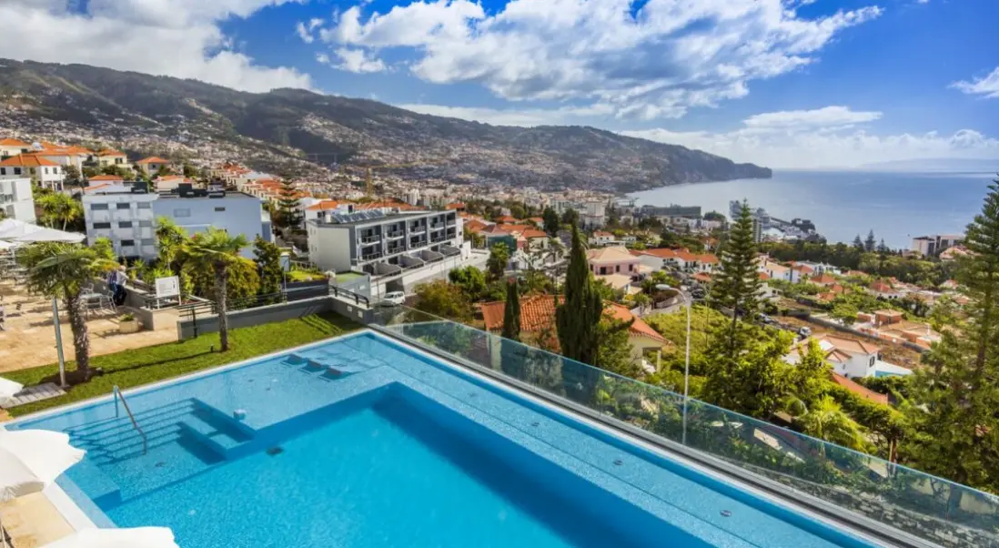 Basen w hotelu Madeira Panoramico