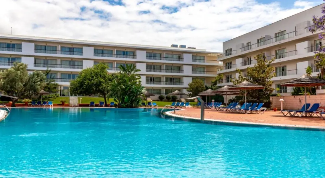 Basen w hotelu Marina Club Suite