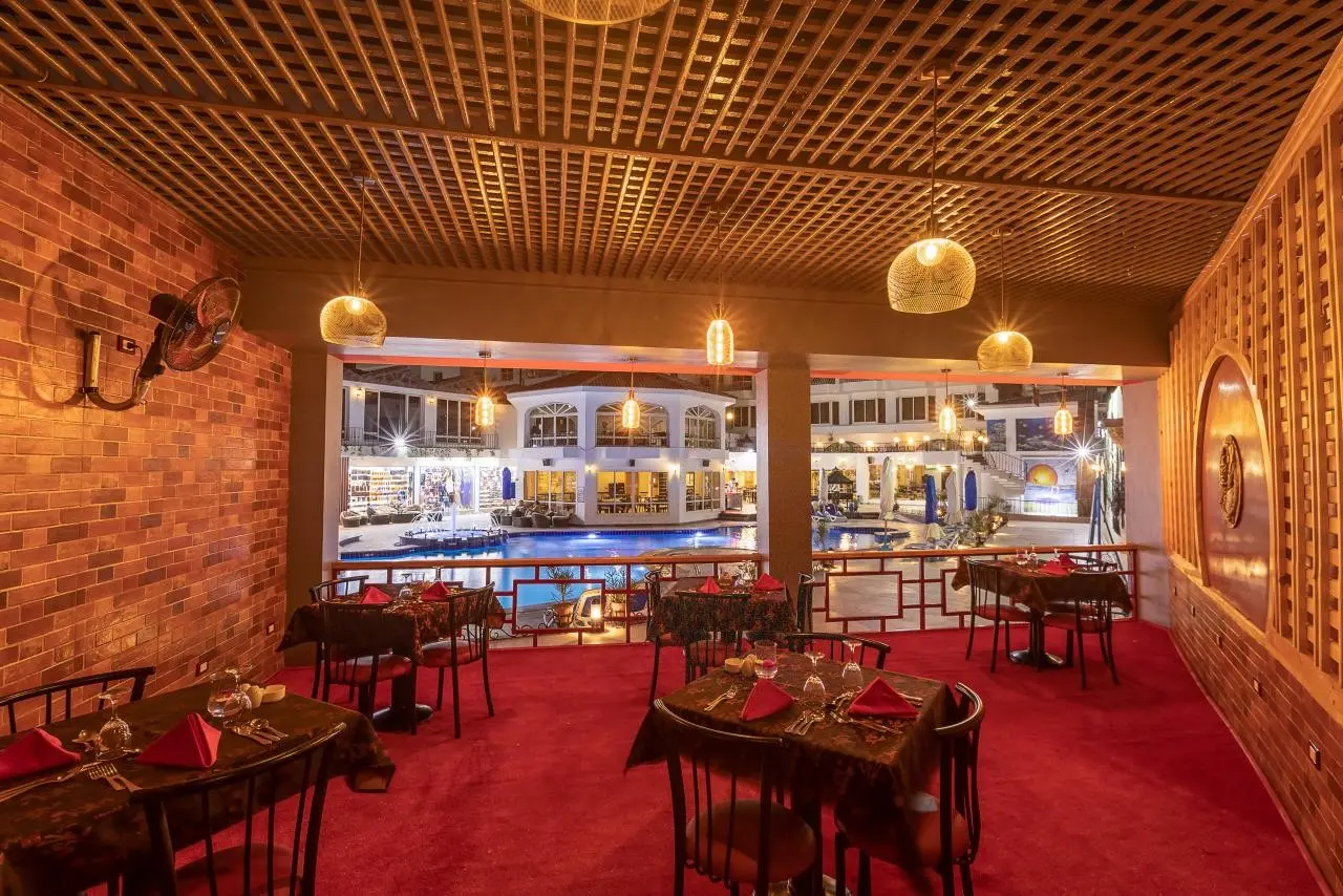 Minamark Beach Resort — MINAMARK BEACH RESORT