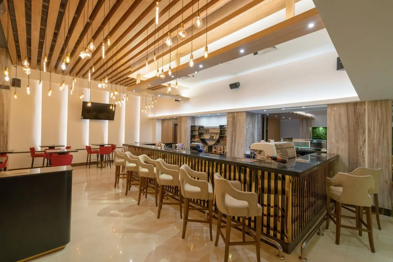 Minamark Beach Resort — MINAMARK BEACH RESORT