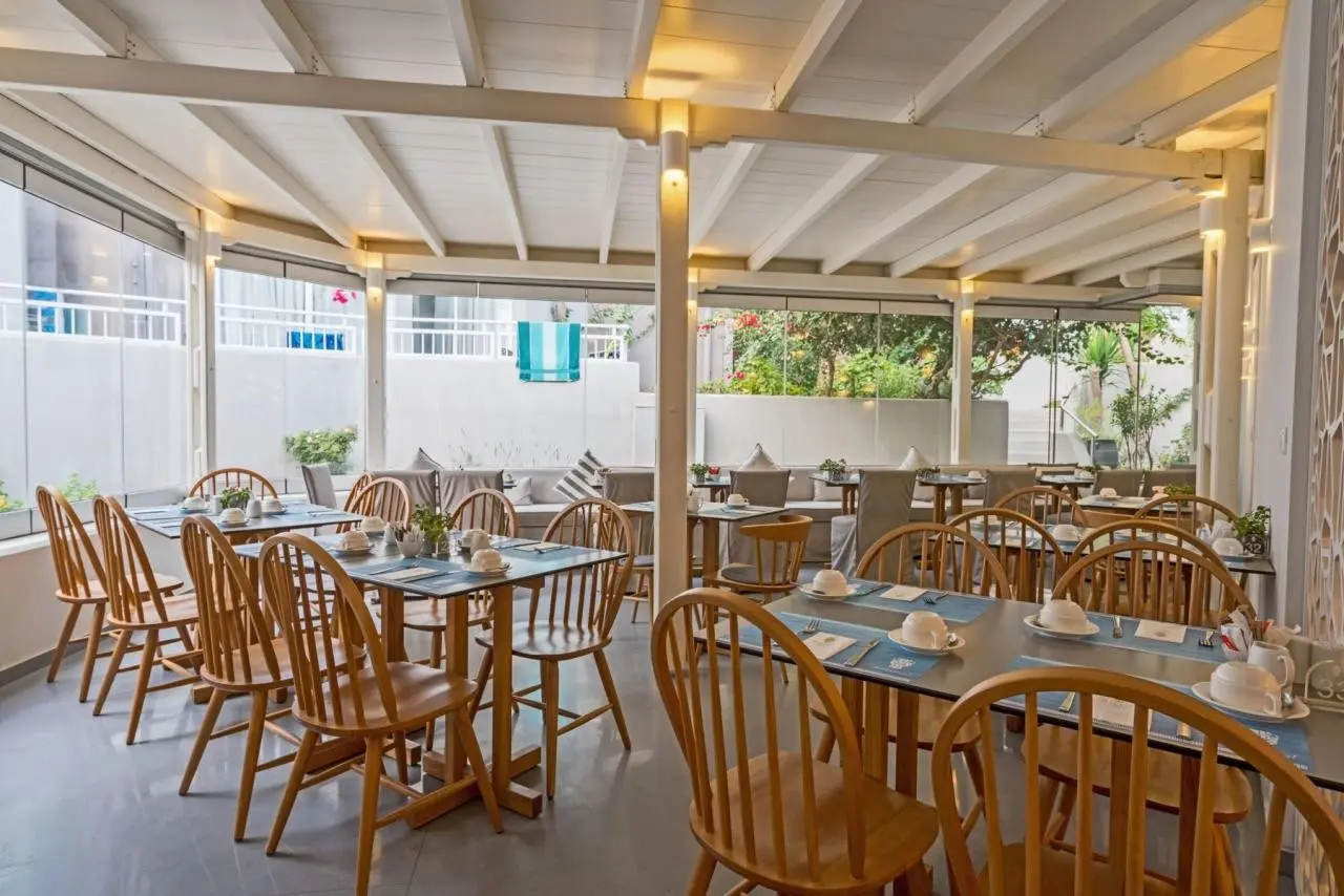 Nefeli — NEFELI HOTEL RTH