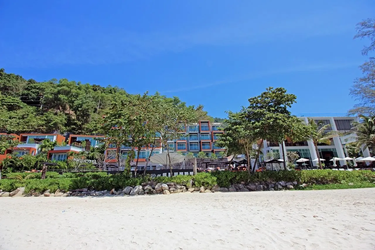 Plaża przy hotelu Novotel Phuket Kamala Beach