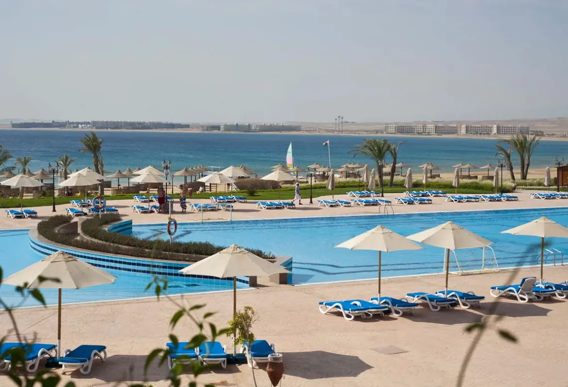 Basen w hotelu Old Palace