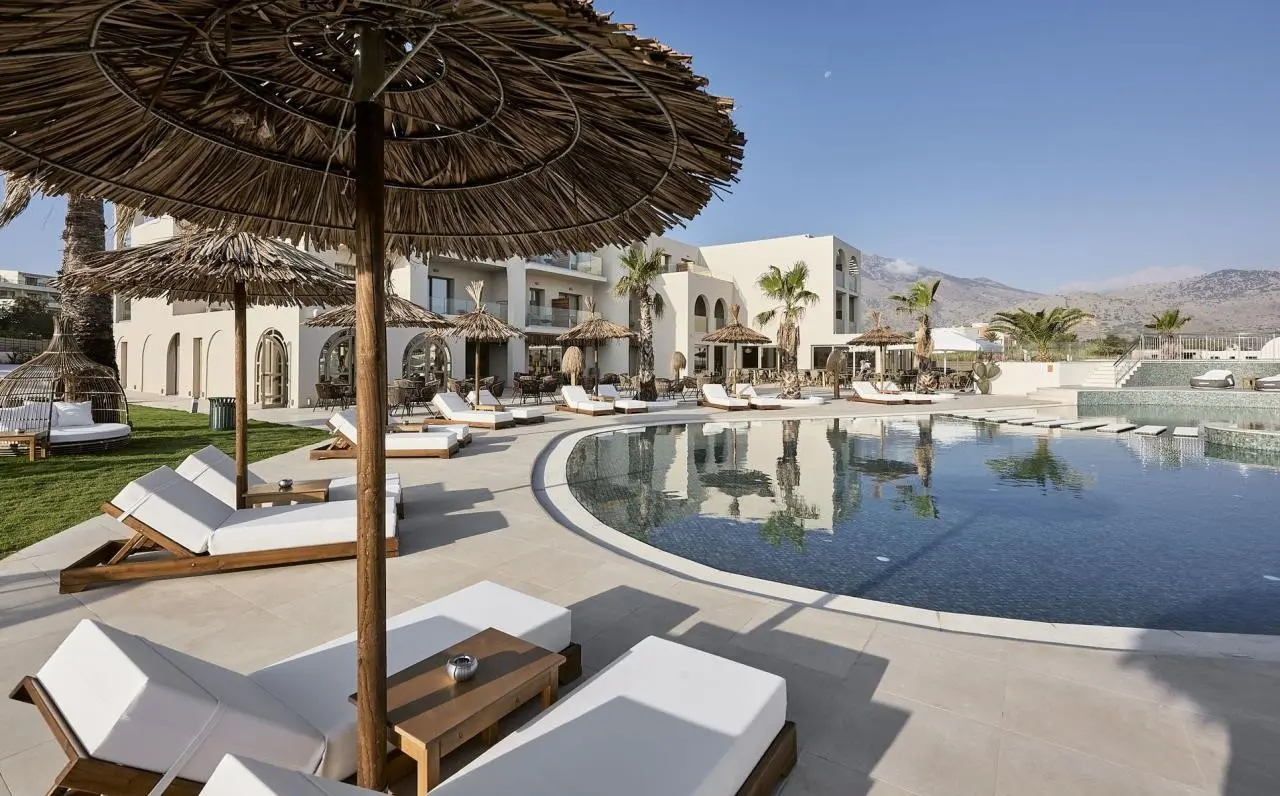 Basen w hotelu Pepper Sea Club Hotel