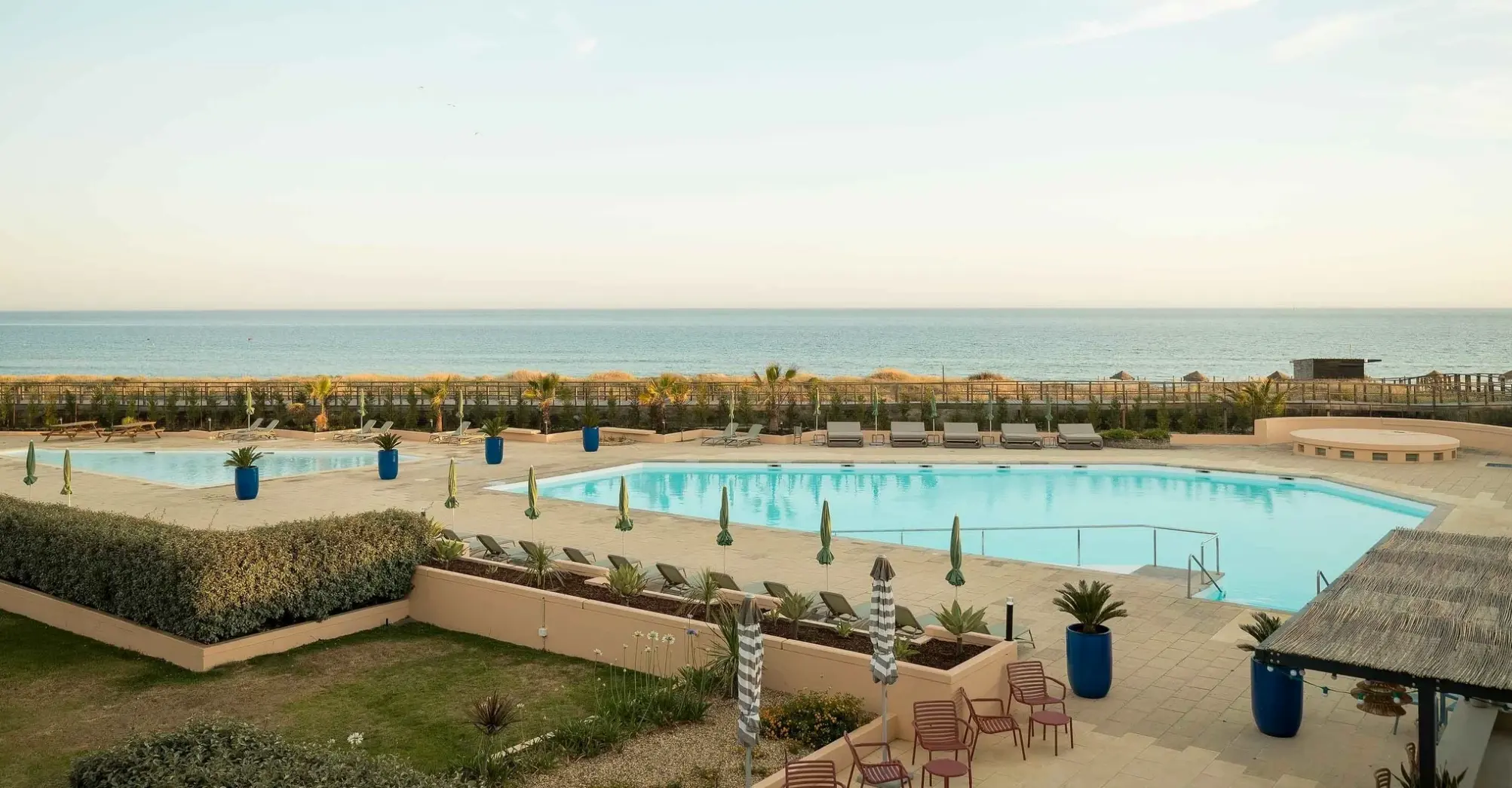 Basen w hotelu Pestana Alvor Beach Villas Seaside Resort