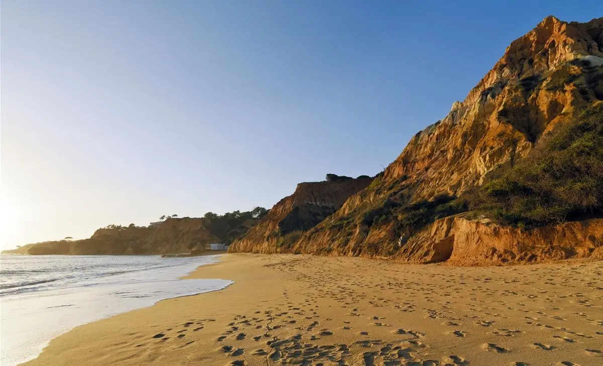 Pine Cliffs Hotel & Resort, a Luxury Collection Resort — PINE CLIFFS HOTEL, A LUXURY COLLECTION RESORT