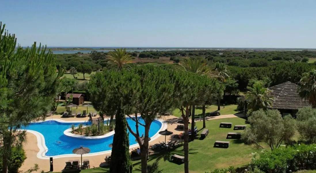 Basen w hotelu Precise Resort El Rompido - The Club
