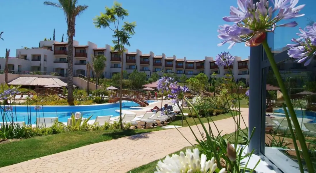 Basen w hotelu Precise Resort El Rompido - The Club