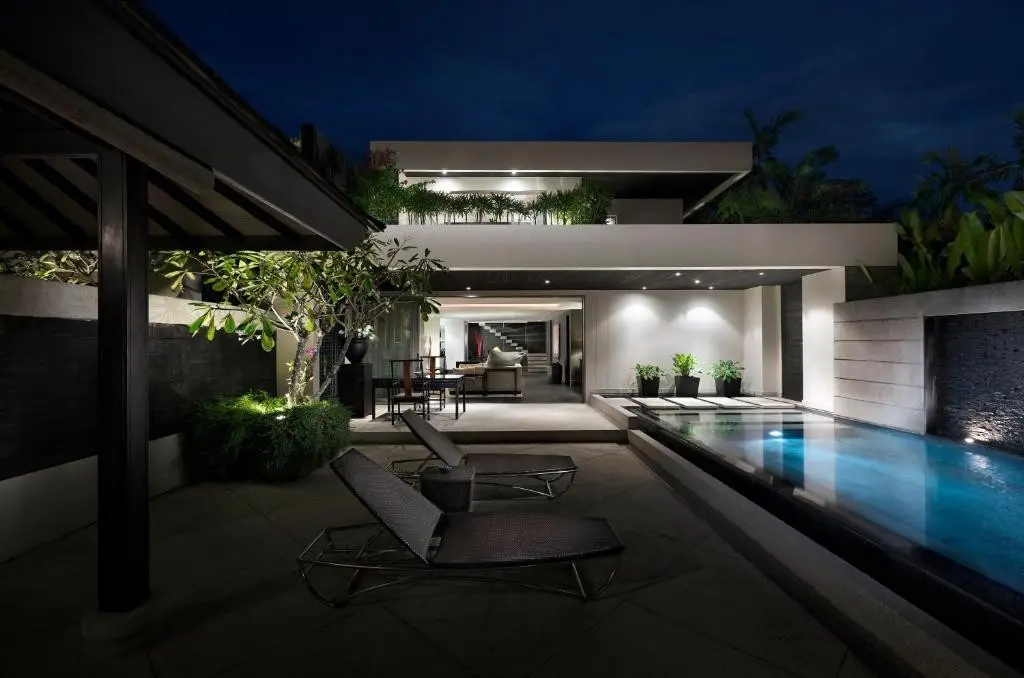 Basen w hotelu Pullman Phuket Arcadia Naithon Beach