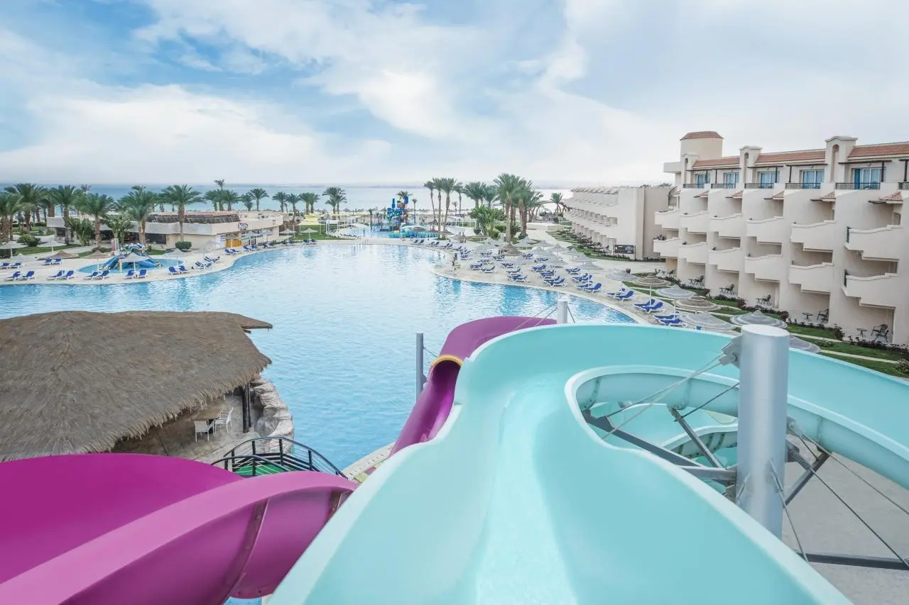 Pyramisa Sahl Hasheesh — PYRAMISA SAHL HASHEESH BEACH RESORT