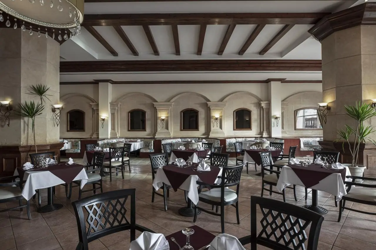 Pyramisa Sahl Hasheesh — PYRAMISA SAHL HASHEESH BEACH RESORT