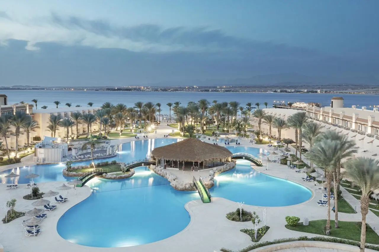Pyramisa Sahl Hasheesh — PYRAMISA SAHL HASHEESH BEACH RESORT