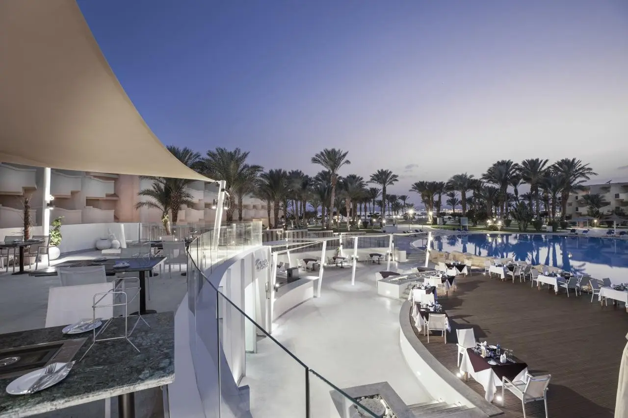 Pyramisa Sahl Hasheesh — PYRAMISA SAHL HASHEESH BEACH RESORT