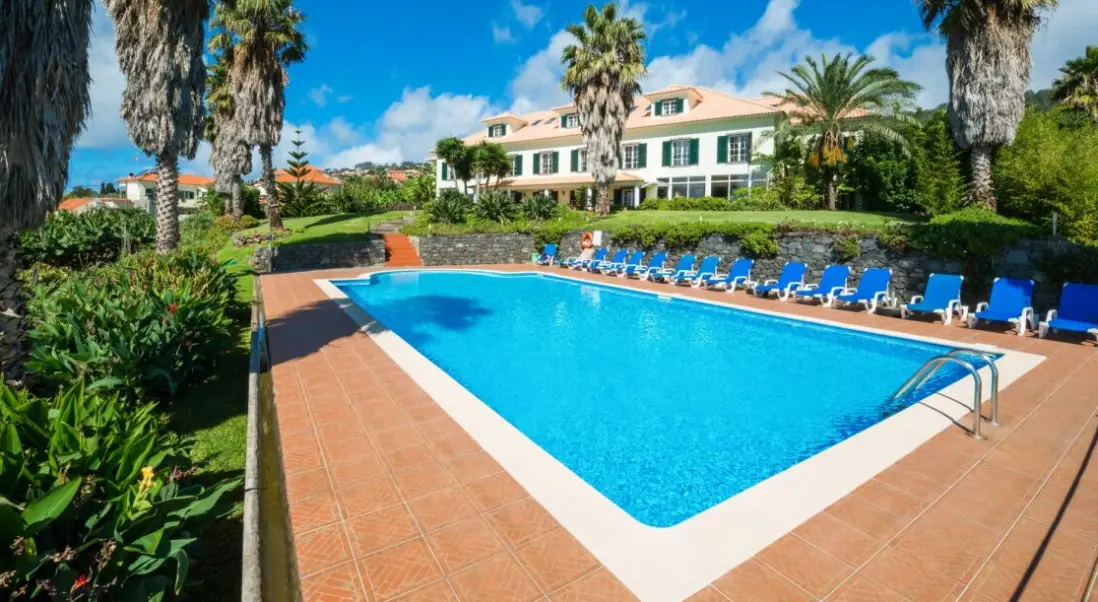 Basen w hotelu Quinta Alegre
