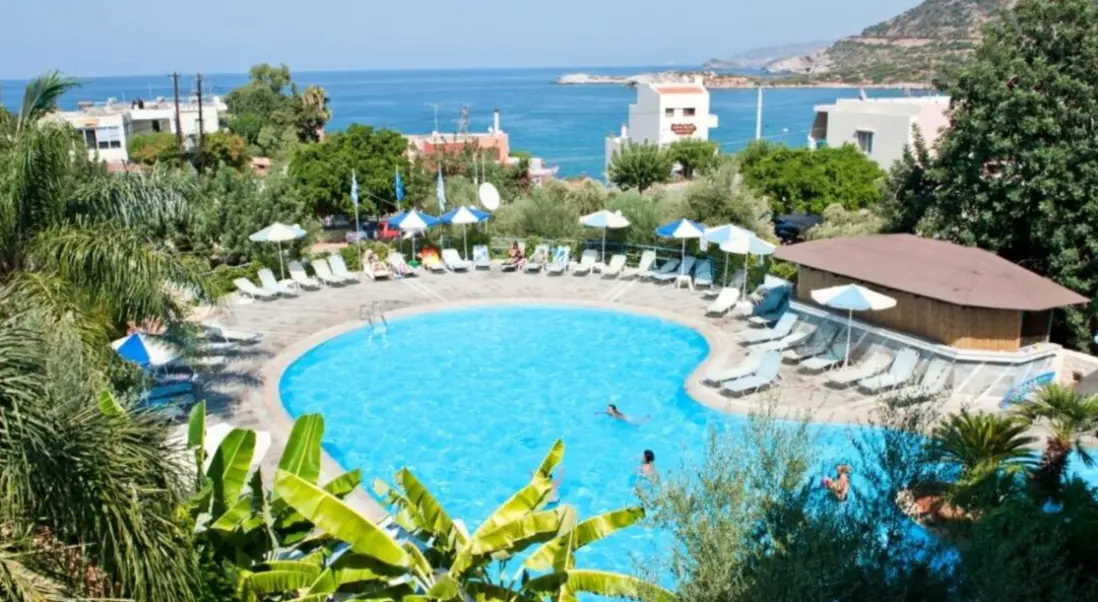 Basen w hotelu Resol Lisa Mari