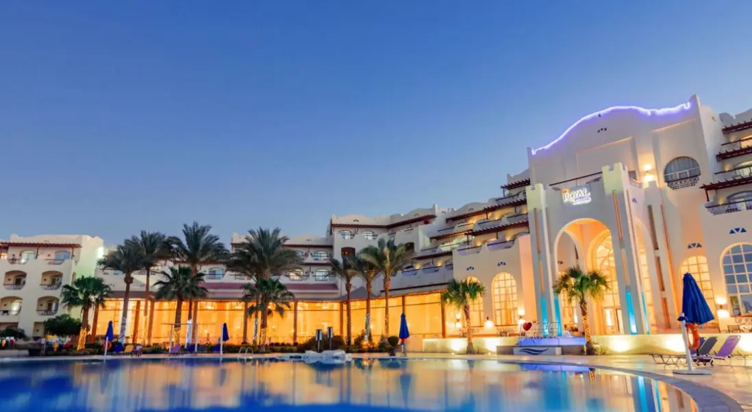 Basen w hotelu Royal Lagoons Aqua Park Resort & Spa