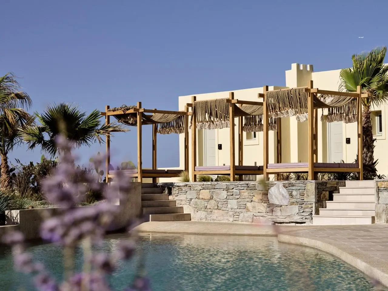 Basen w hotelu Seaside A Lifestyle Resort