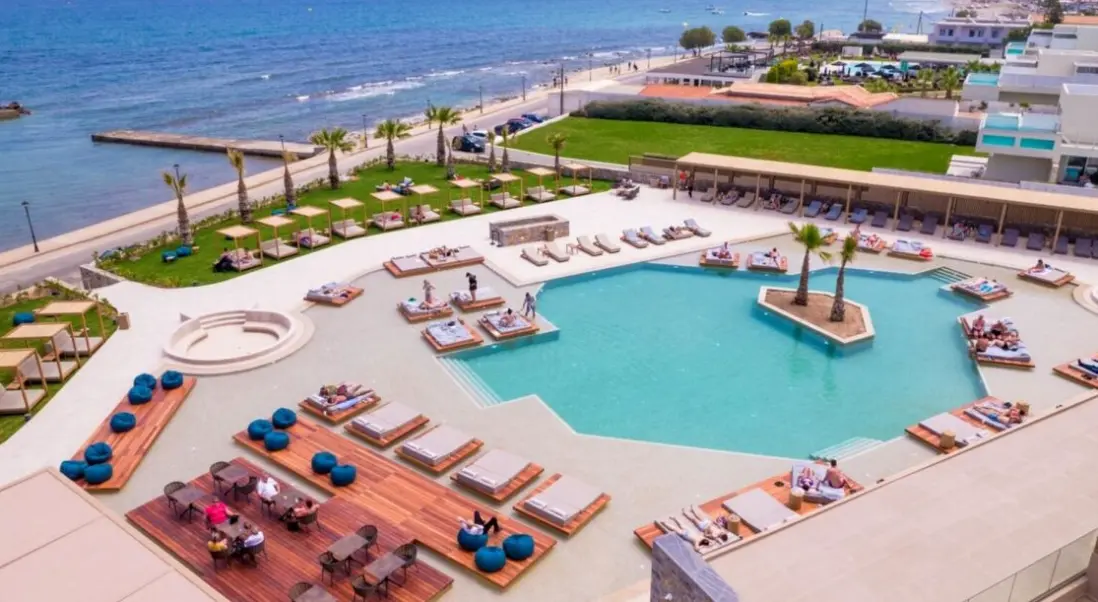 Basen w hotelu Senseana Sea Side Resort & Aquadventure