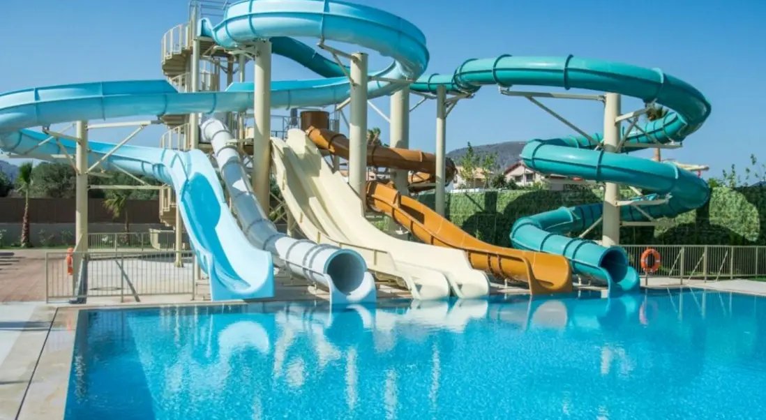 Basen w hotelu Senseana Sea Side Resort & Aquadventure