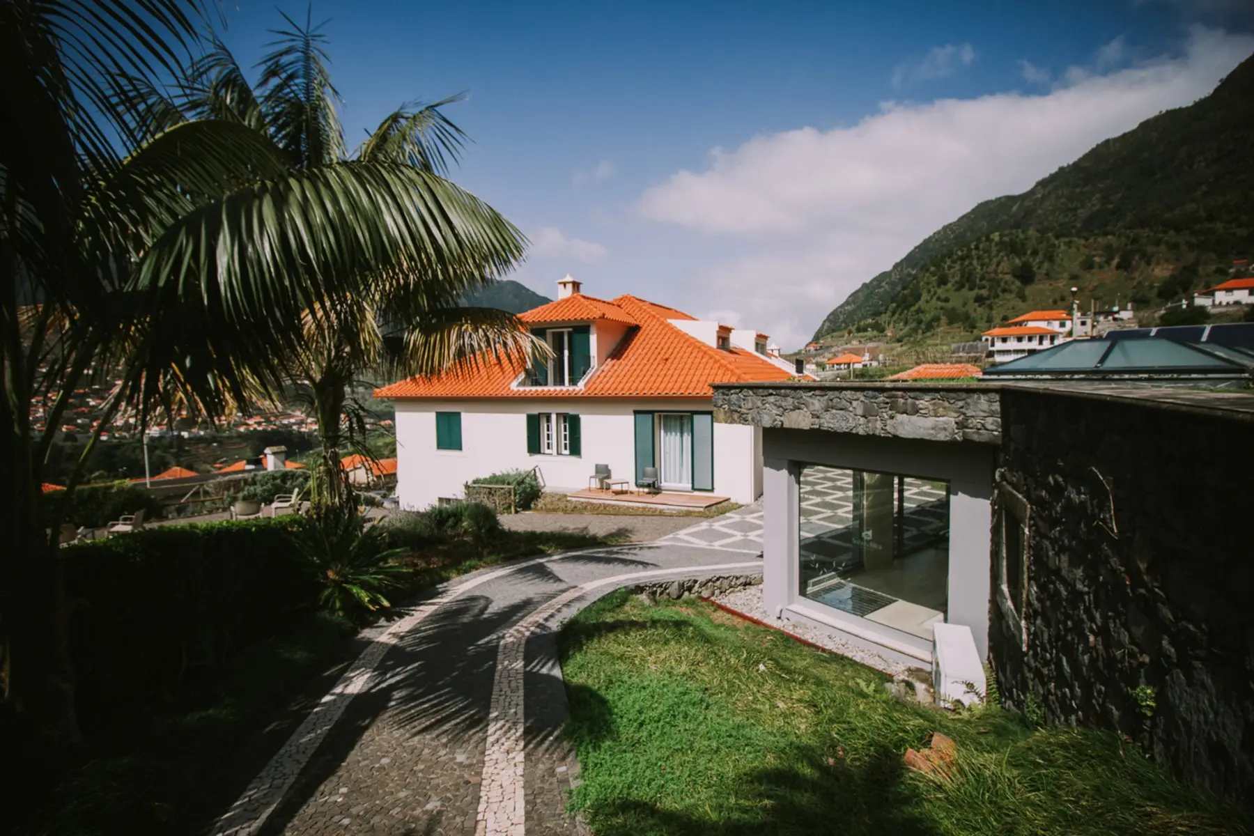 Solar da Boaventura — SOLAR DA BICA