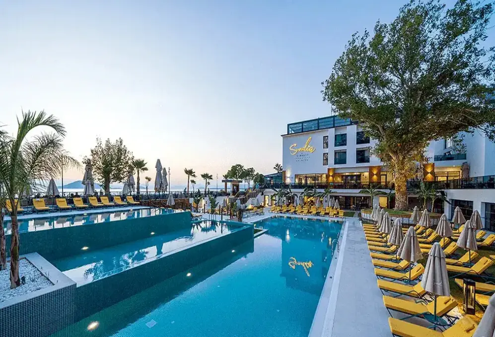 Basen w hotelu Sundia Exclusive by Liberty Fethiye