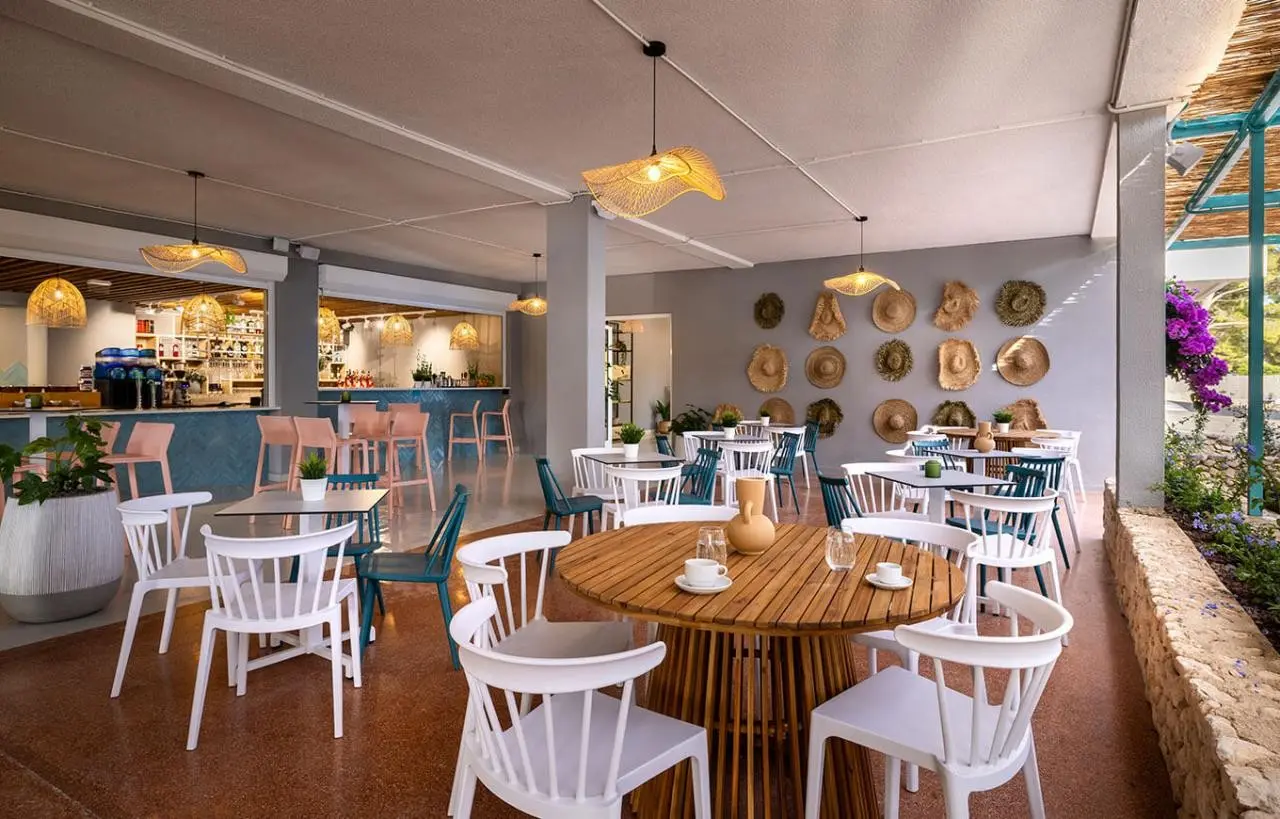 Sunny Dubrovnik by Valamar — SUNNY MAKARSKA BY VALAMAR