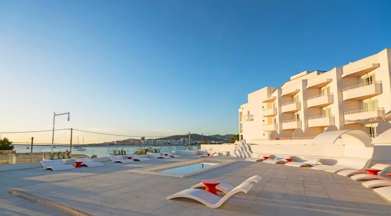 THB Naeco Ibiza — THB NAECO IBIZA