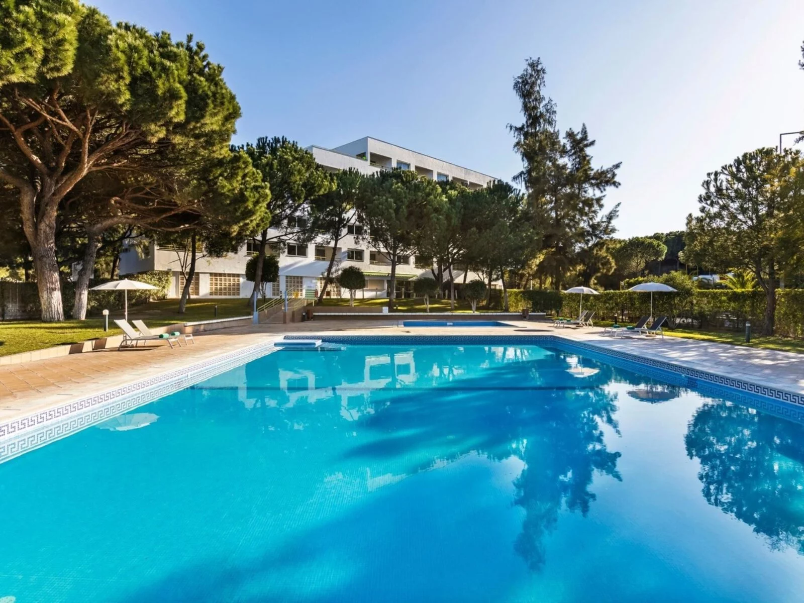 Hotel The Patio Suite (ex. Alpinus) w Portugalia (Algarve) - oferta last minute