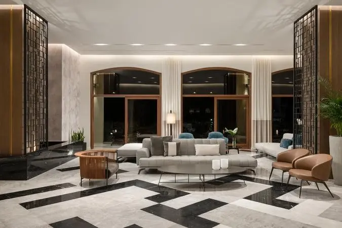 Lobby hotelu Theartemis Palace