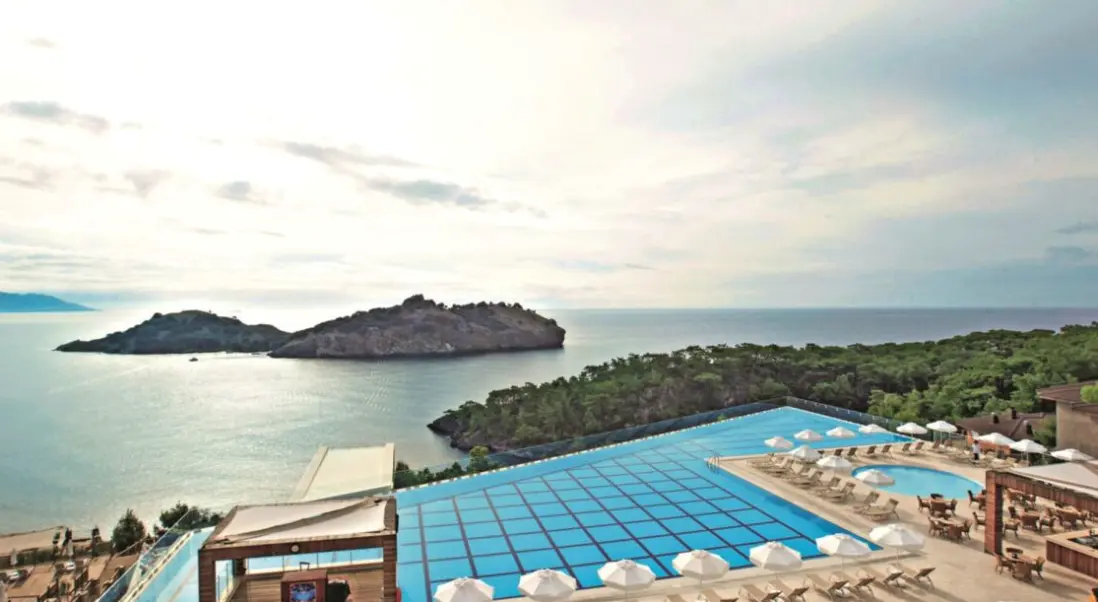 Basen w hotelu Tui Blue Seno