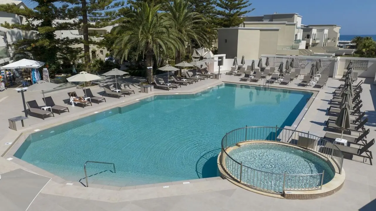 Vantaris Luxury Beach Resort — VANTARIS LUXURY BEACH RESORT