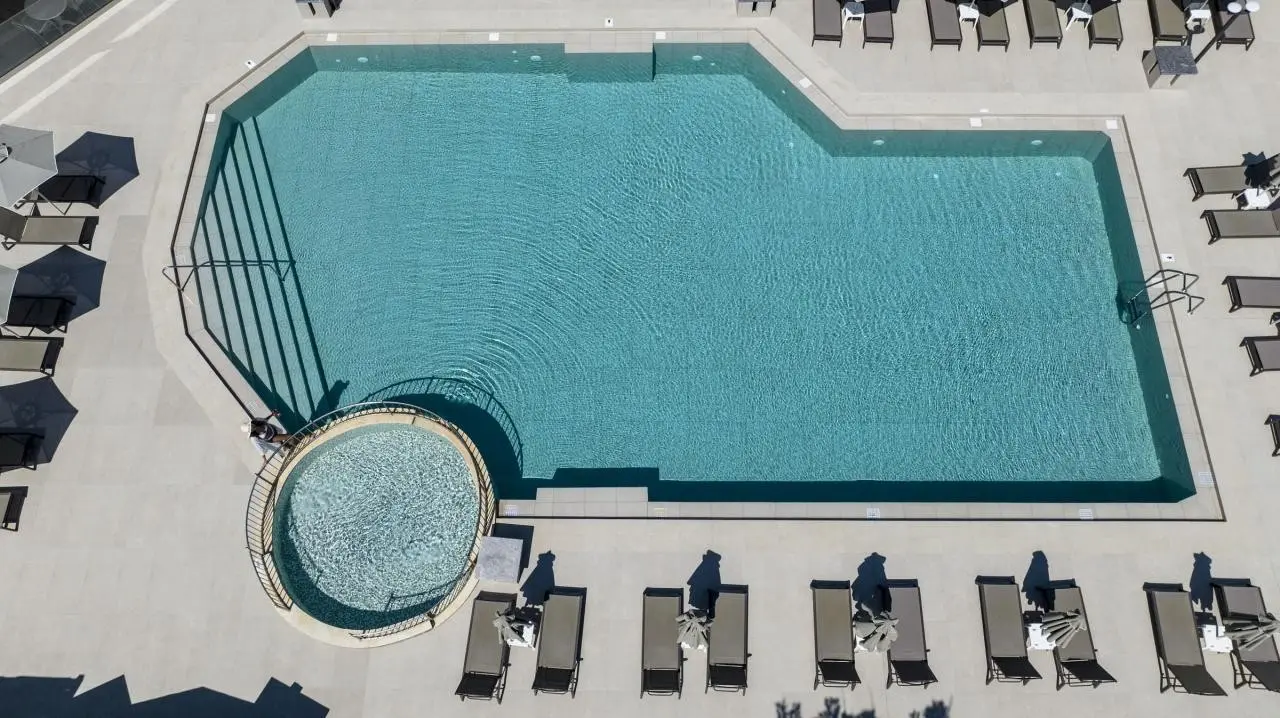 Vantaris Luxury Beach Resort — VANTARIS LUXURY BEACH RESORT